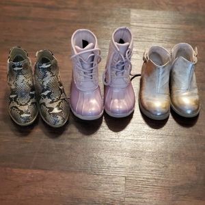 3 pairs of Girls boots